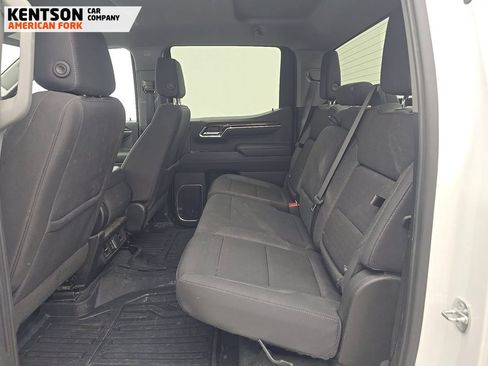 Used 2024 GMC Sierra 1500 Elevation w/ LPO, Elevation Black Package AWD/4WD image 7