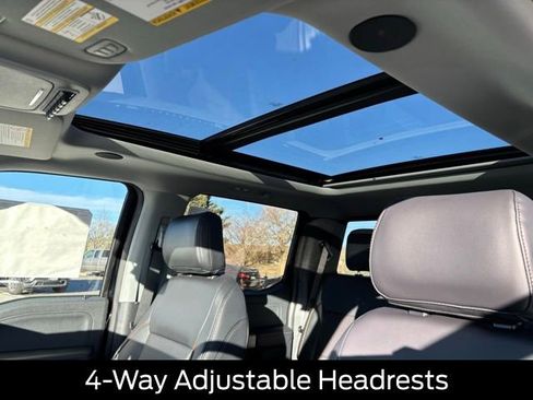 New 2026 Ford F350 Lariat w/ Black Appearance Package image 32