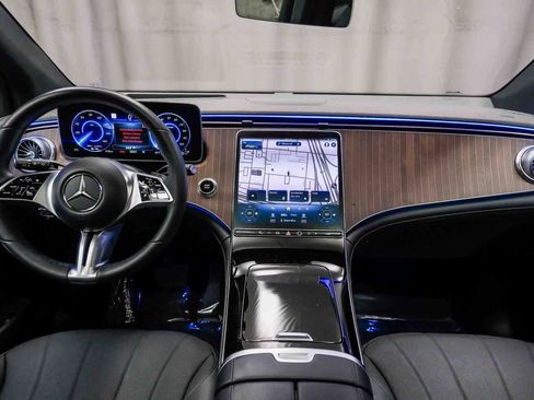 Certified 2023 Mercedes-Benz EQE 500 4MATIC SUV image 12