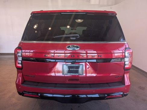 Used 2022 Ford Expedition Max Limited image 4