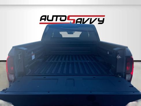 Used 2025 Honda Ridgeline Sport image 25