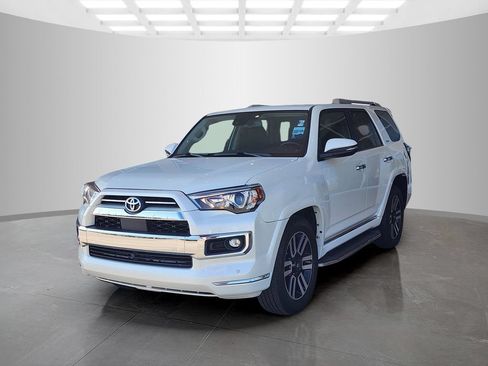 Used 2022 Toyota 4Runner Limited RWD image 9