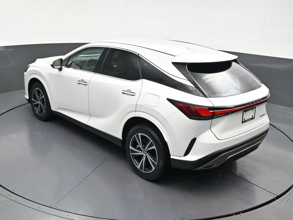 Used 2024 Lexus RX 350 FWD w/ Technology Package image 18