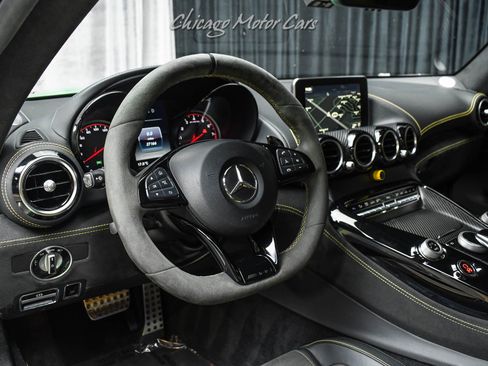 Used 2018 Mercedes-Benz AMG GT R image 8