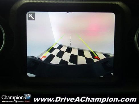 Used 2021 Jeep Gladiator Overland w/ Popular Equipment Package image 6