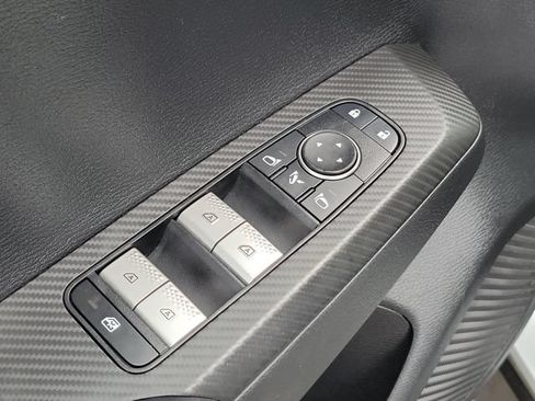 Used 2024 Mitsubishi Outlander SE FWD image 25