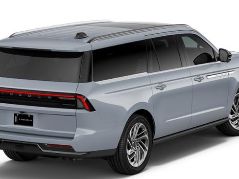 New 2026 Lincoln Navigator L Reserve AWD/4WD image 26