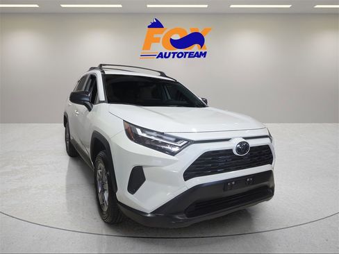 Certified 2025 Toyota RAV4 LE image 1