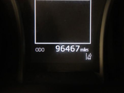 Used 2023 Toyota Camry SE image 26