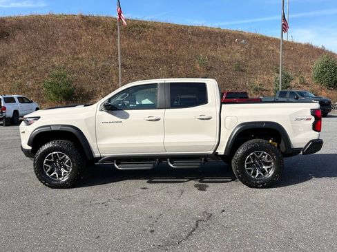 New 2026 Chevrolet Colorado ZR2 w/ Technology Package image 17