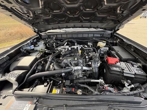 New 2025 Ford Bronco 2-Door image 14