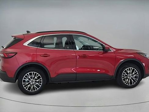 New 2026 Ford Escape SE w/ PHEV Premium Package image 8