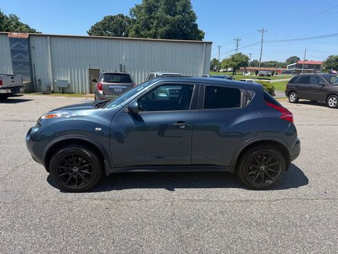 Used 2011 Nissan Juke SL AWD/4WD image 5