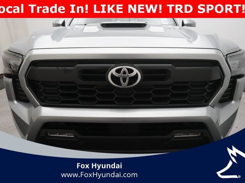 Used 2024 Toyota Tacoma TRD Sport w/ TRD Sport Upgrade Package image 21