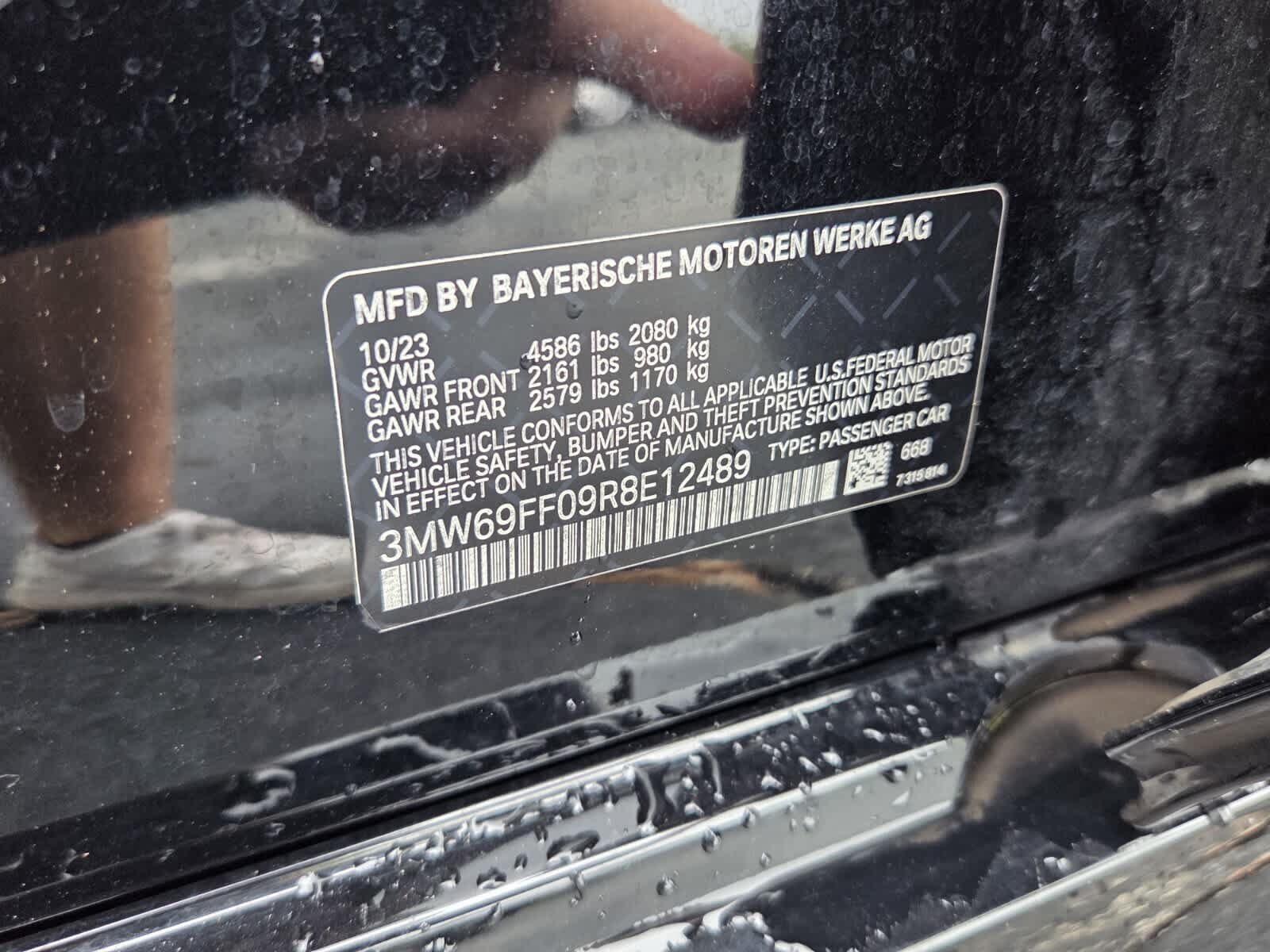 Used 2024 BMW 330i Sedan w/ Premium Package RWD image 19