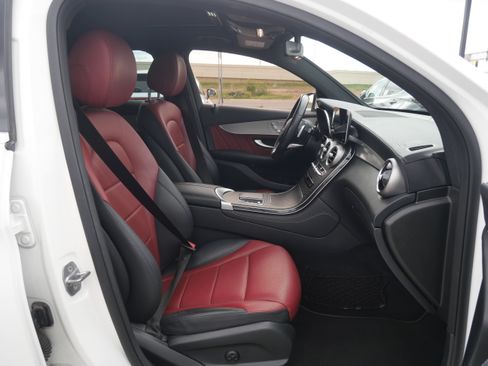 Used 2020 Mercedes-Benz GLC 300 GLC 300 image 14