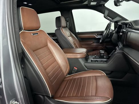 Used 2025 GMC Sierra 1500 Denali Ultimate image 6