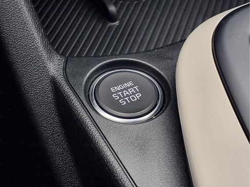 Used 2025 Kia K4 GT-Line w/ GT-Line Premium Package image 11