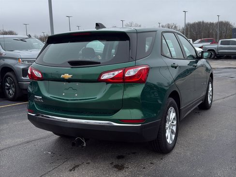 Used 2018 Chevrolet Equinox LS image 5