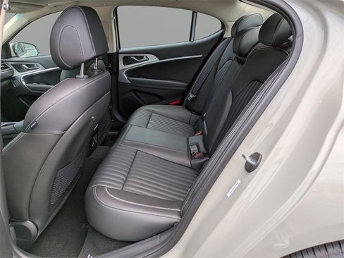 New 2026 Genesis G70 2.5T Prestige image 9