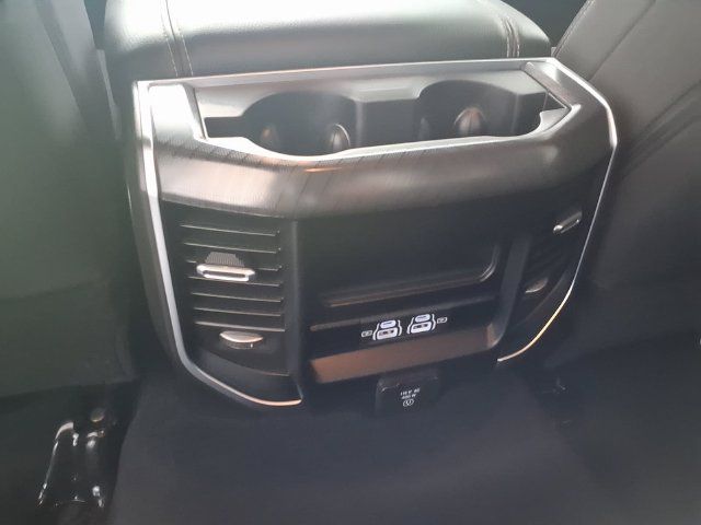 Used 2025 RAM 3500 Big Horn AWD/4WD image 22