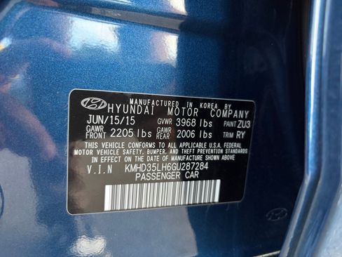 Used 2016 Hyundai Elantra GT FWD image 34