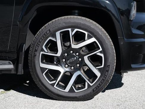 Used 2024 Chevrolet Silverado EV RST image 10