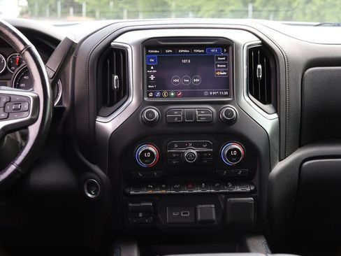 Used 2020 Chevrolet Silverado 1500 RST AWD/4WD image 23