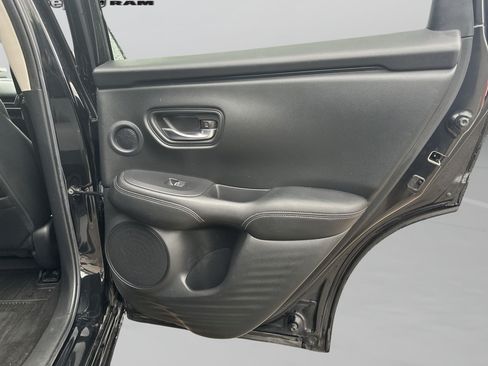 Used 2024 Honda HR-V EX-L image 35