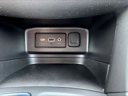 Used 2024 Chevrolet Equinox LT image 15