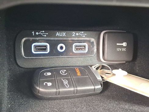 Used 2021 Jeep Grand Cherokee Limited image 26