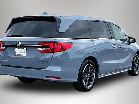 Certified 2024 Honda Odyssey Elite image 5