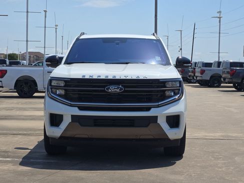Used 2025 Ford Expedition King Ranch AWD/4WD image 10