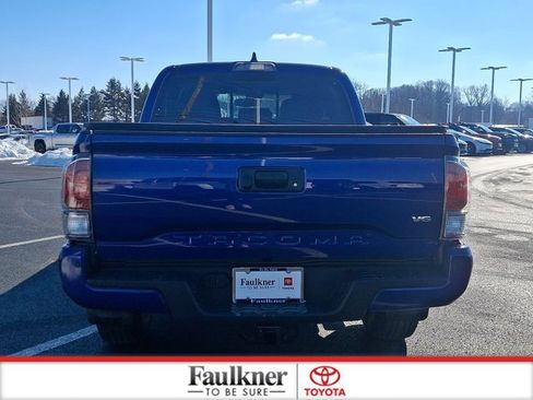 Certified 2023 Toyota Tacoma TRD Off-Road image 5