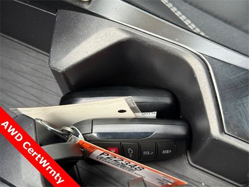 Used 2025 Toyota Camry SE image 29