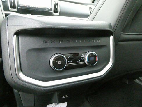 New 2025 Ford Expedition Max Active image 23