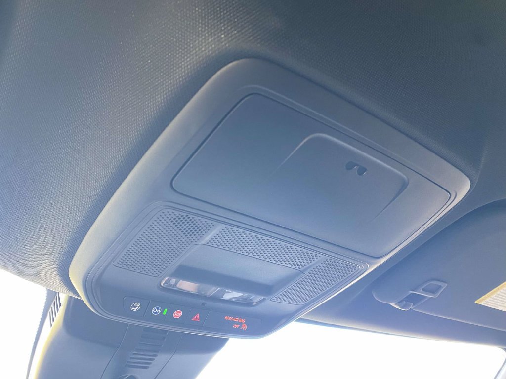 Used 2026 Chevrolet Traverse LT FWD image 34