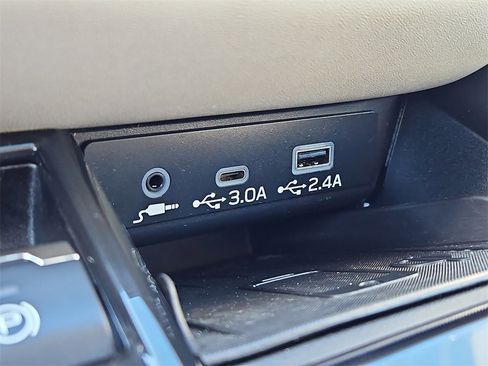 Used 2023 Subaru Outback Limited XT image 19