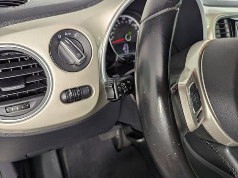 Used 2016 Volkswagen Beetle 1.8T SE image 21