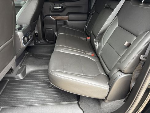 Used 2020 GMC Sierra 1500 SLT image 23