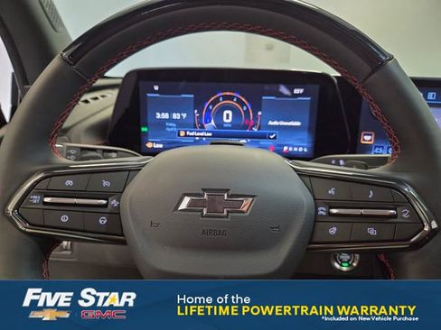 New 2026 Chevrolet Traverse RS w/ LPO, Floor Liner Package FWD image 28