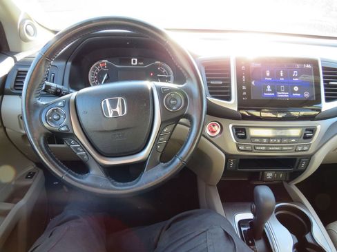 Used 2017 Honda Pilot EX-L image 11