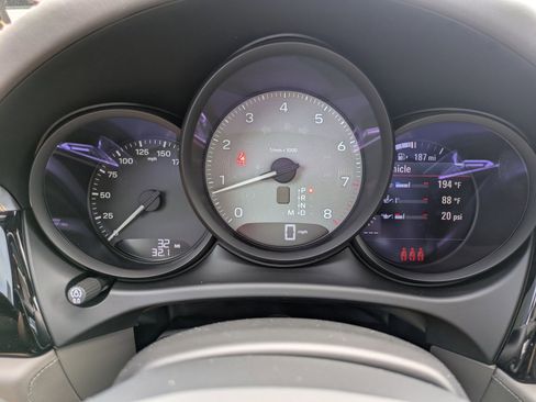 New 2025 Porsche Macan S image 16