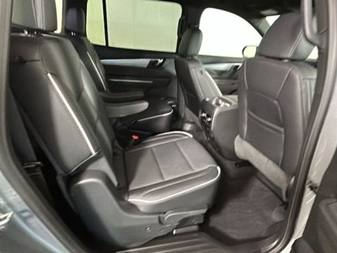 Used 2026 Buick Enclave Preferred w/ Power Package AWD/4WD image 30