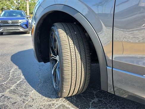 Certified 2024 Volkswagen Tiguan SEL R-Line image 36