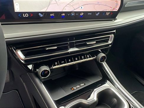 New 2026 Chevrolet Traverse LT image 27