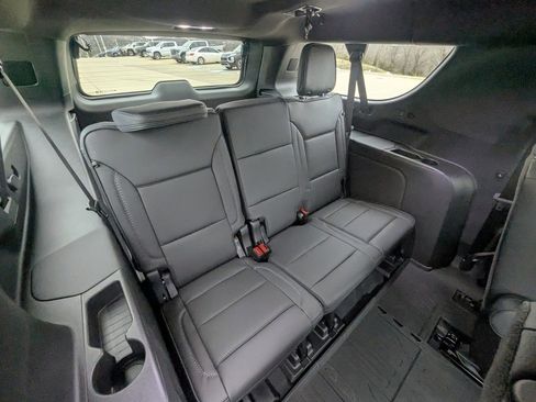 New 2026 GMC Yukon XL Denali w/ LPO, Floor Liner Package image 15