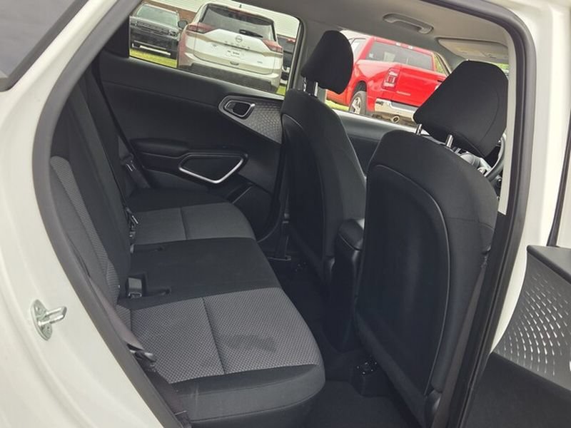 Used 2023 Kia Soul LX w/ Option Group 015 FWD image 14