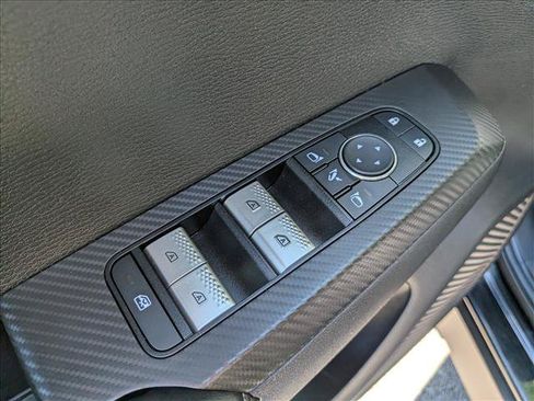 Used 2024 Mitsubishi Outlander SE FWD image 27
