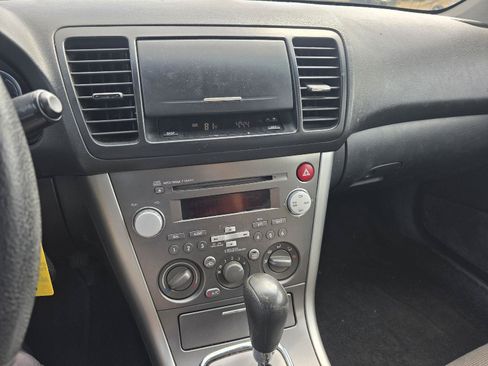 Used 2007 Subaru Outback 2.5i AWD/4WD image 14
